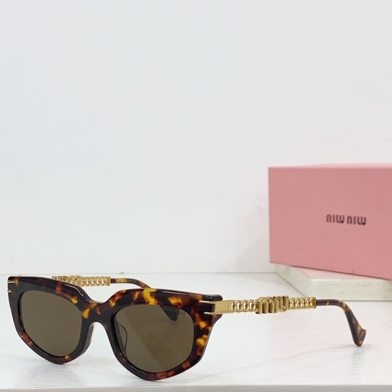 Miu miu Sunglasses